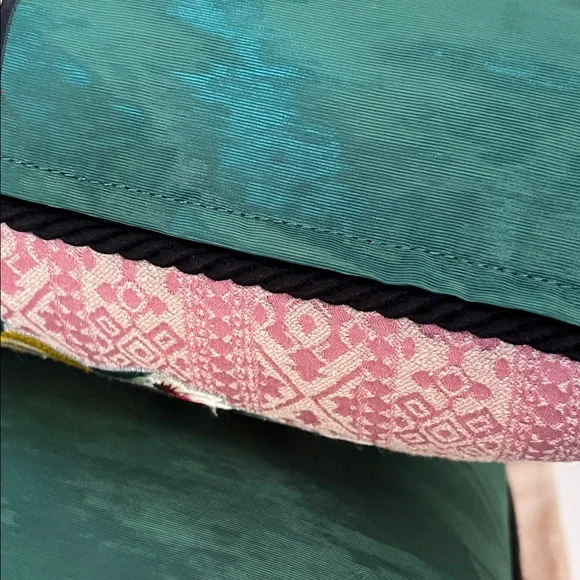 Gucci Pink Accent Pillow with Heart and Floral Design - Picture 9 of 11